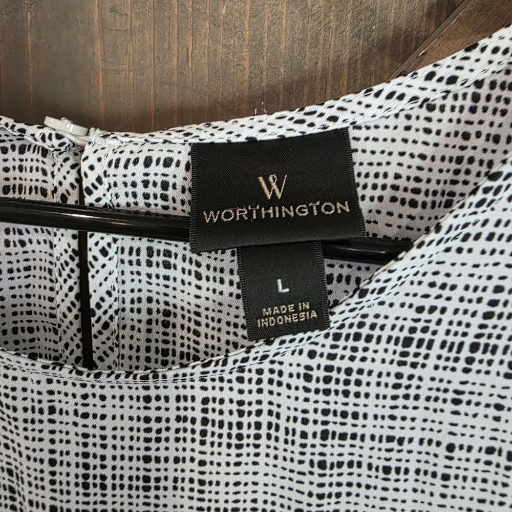 Worthington Scoop Neck Blouse Size Large - Picture 2 of 4